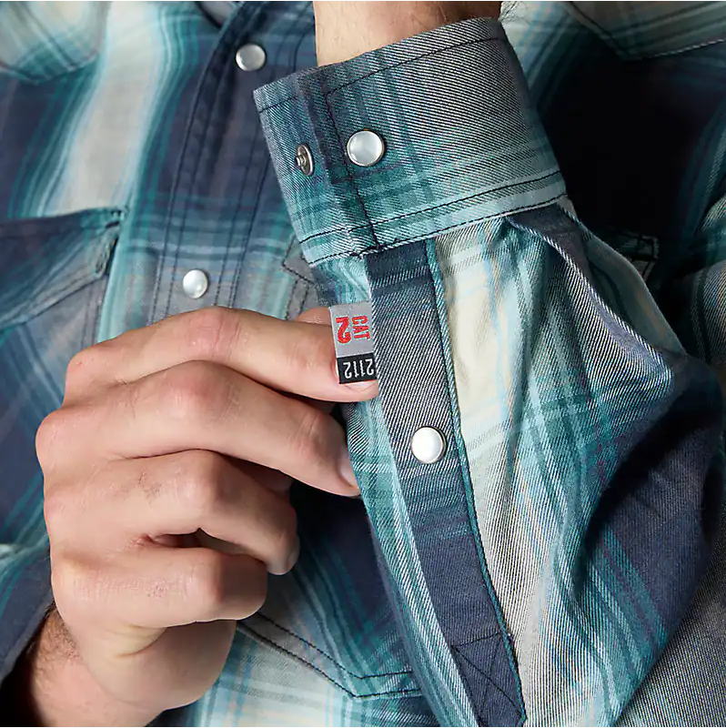CARHARTT FR - FLAME RESISTANT MONTANA RELAXED FIT MIDWEIGHT TWILL SNAP FRONT PLAID SHIRT - 107070