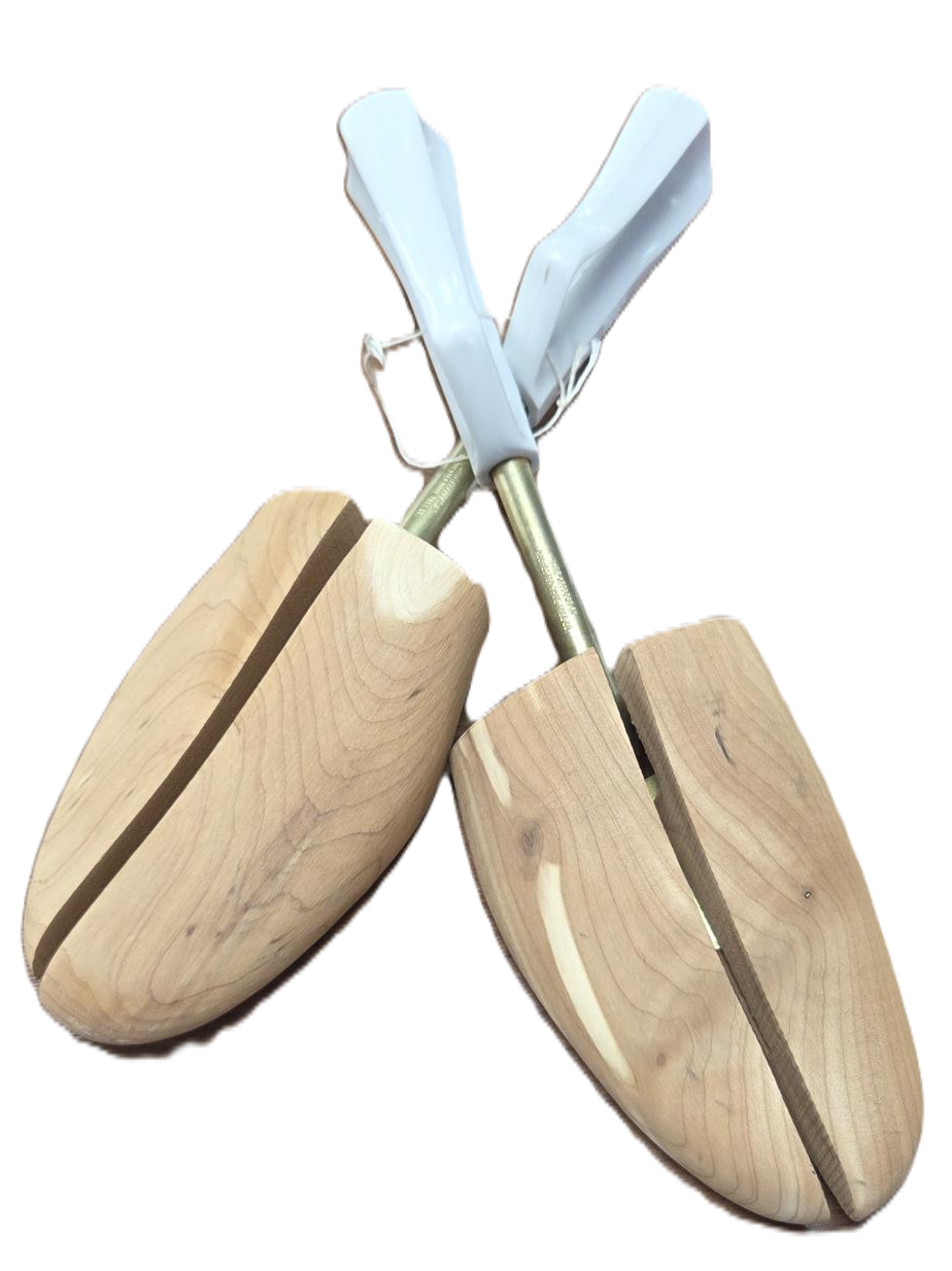 MISC - CEDAR SHOE TREES