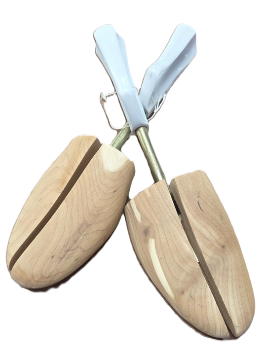 MISC - CEDAR SHOE TREES